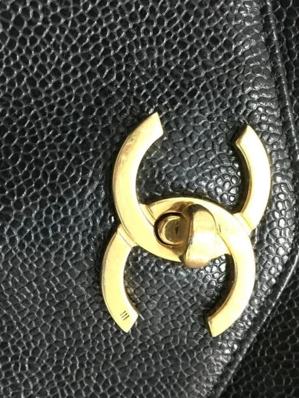 CHANEL vintage shoulder